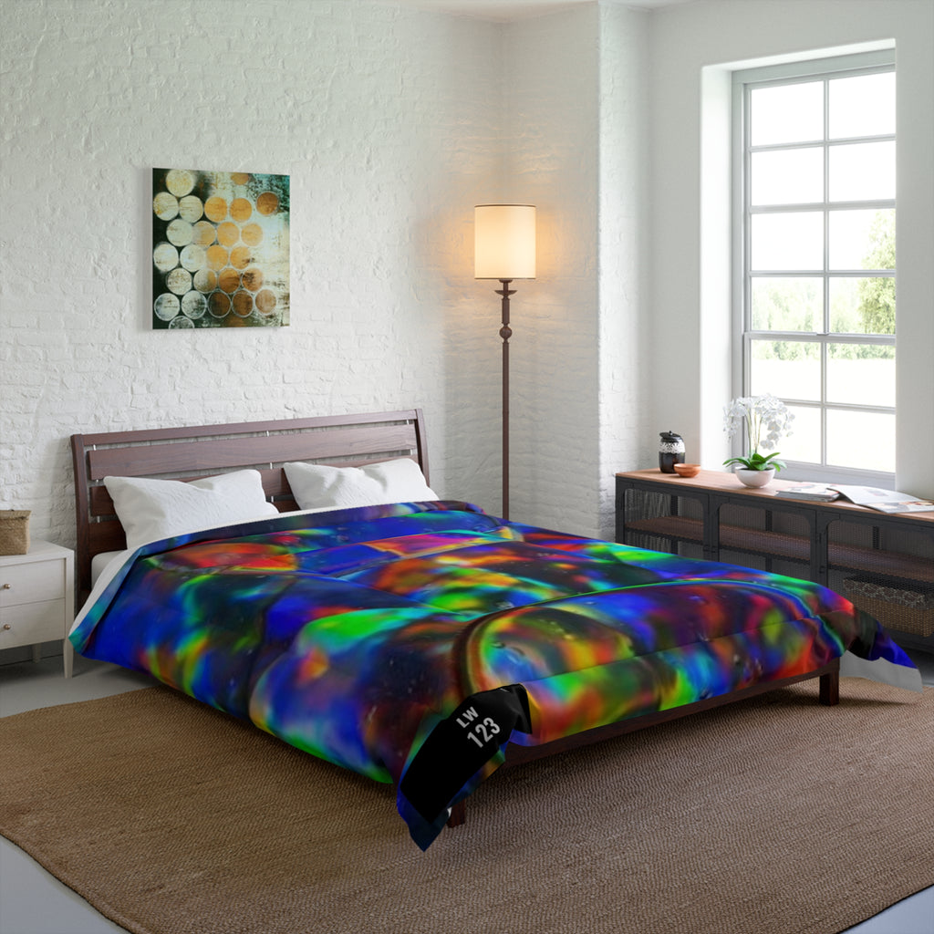 LW 123 Abstract Comforter