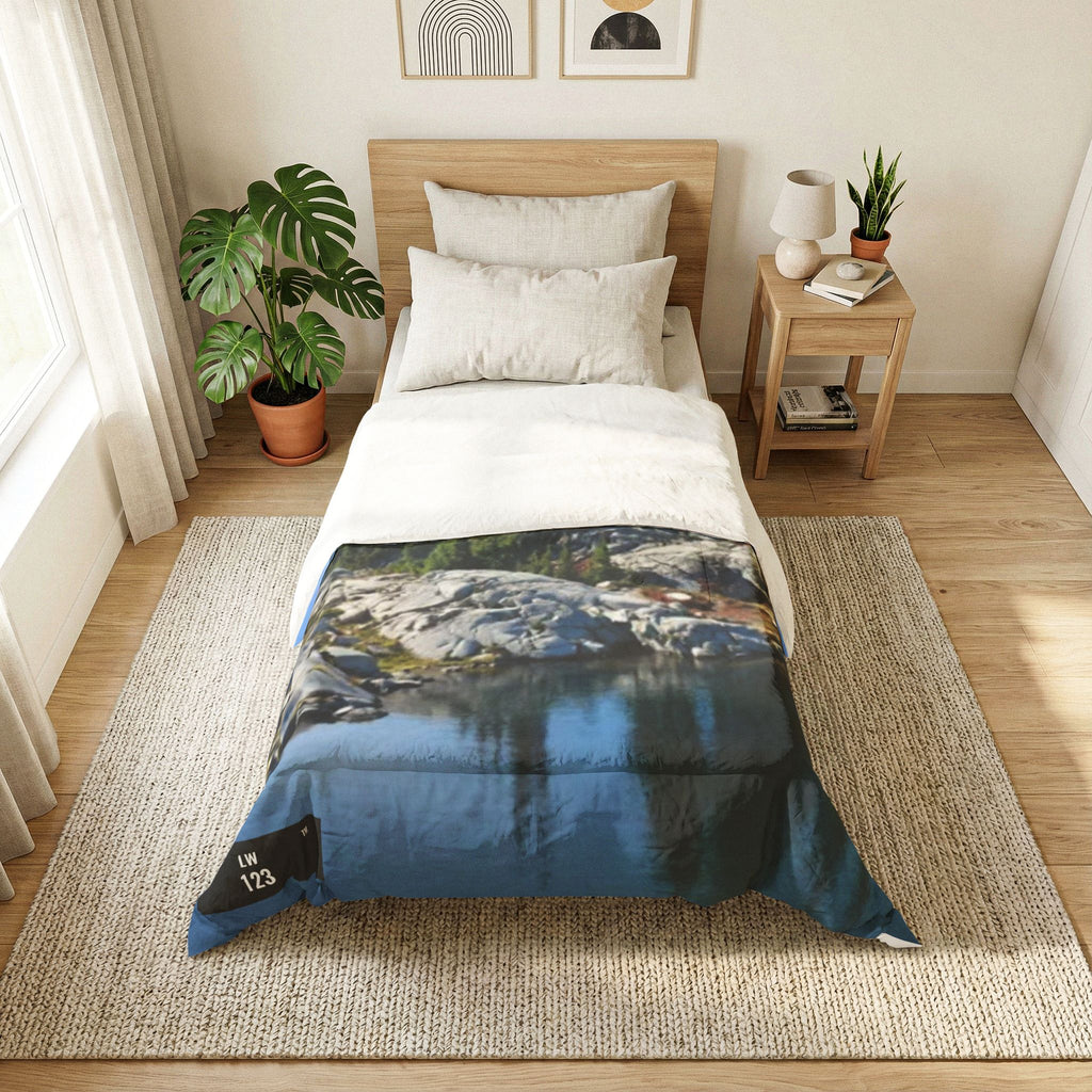 LW 123 Scenic Mountain Lake Cotton Comforter