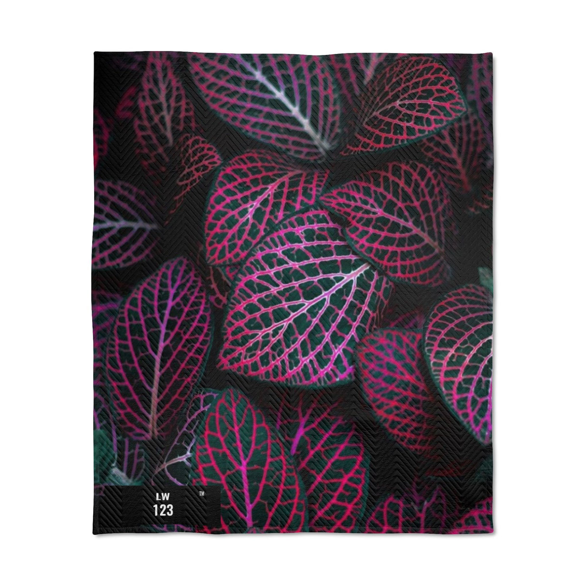 LW 123 Leaf Quilted Throw Blanket