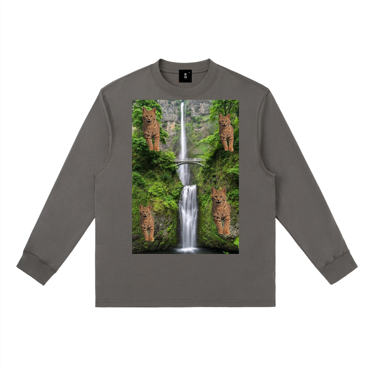 LW 123 Crewneck Long-Sleeve T-Shirt