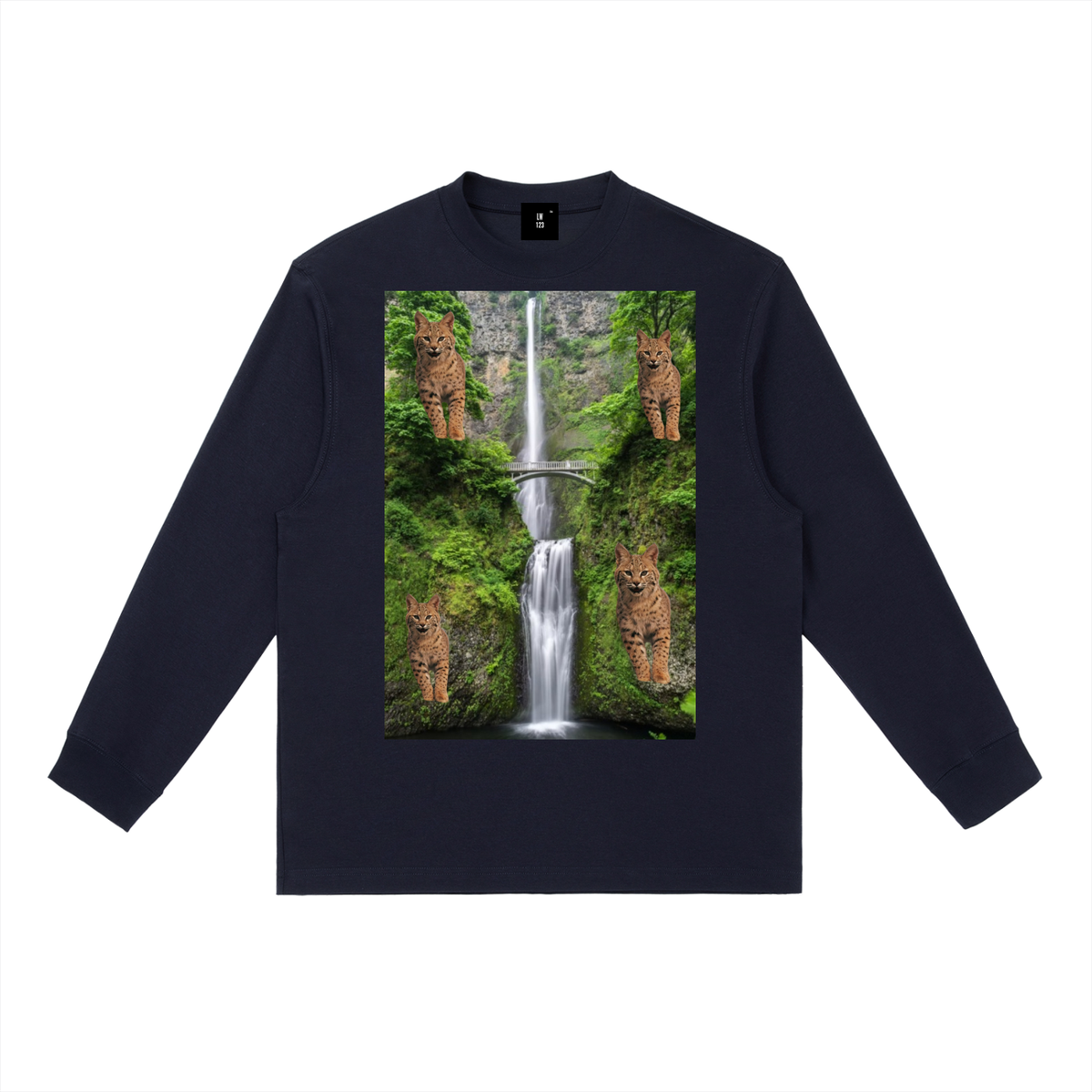 LW 123 Crewneck Long-Sleeve T-Shirt