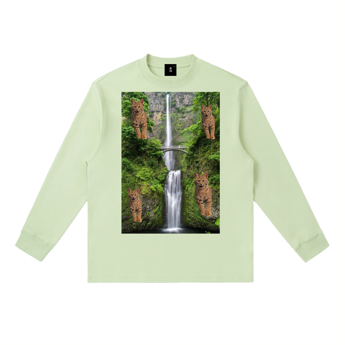 LW 123 Crewneck Long-Sleeve T-Shirt
