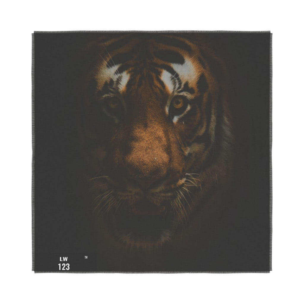 LW 123 Tiger Face Woven Coverlet – Dark Wildlife Bedspread