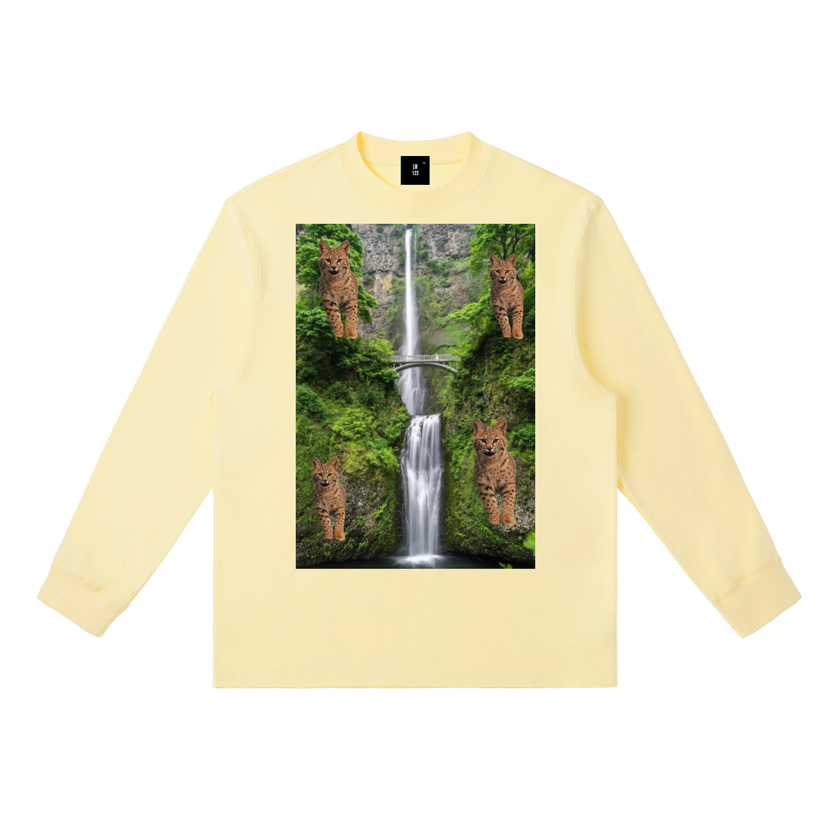 LW 123 Crewneck Long-Sleeve T-Shirt