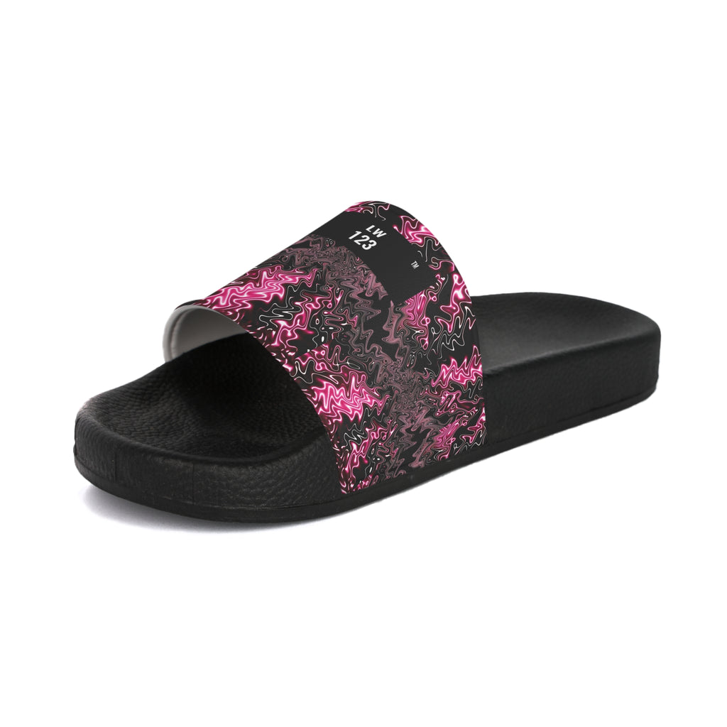 LW 123 Pink Camo Slide Sandals — Women's Casual Pool & Beach Slides